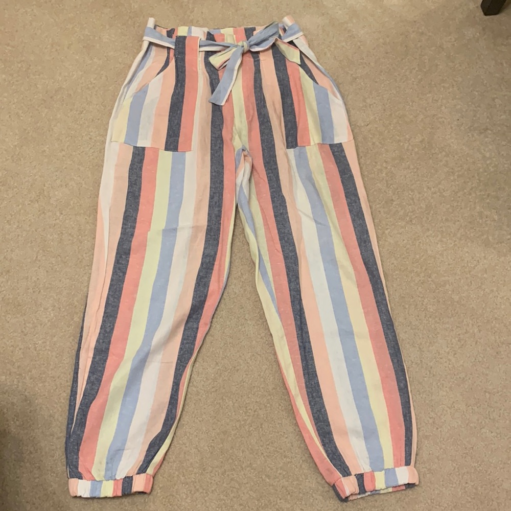 Perfect pair of joggers for your Spring Summer collection!!